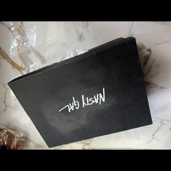 Nasty Gal- 👠 - Picture 2 of 5